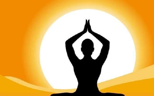 कर्मा धाम कृष्णानगर कर्मा मंदिर प्रांगण में योग एवम कर्मा यज्ञ श्री यज्ञ चार्य नारायण लाल साहू के नेतृत्व में संपन्न हुआ