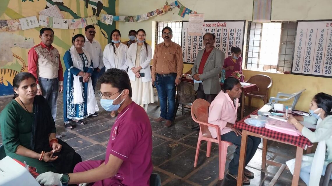 निःशुल्क परामर्श चिकित्सा शिविर का आयोजन