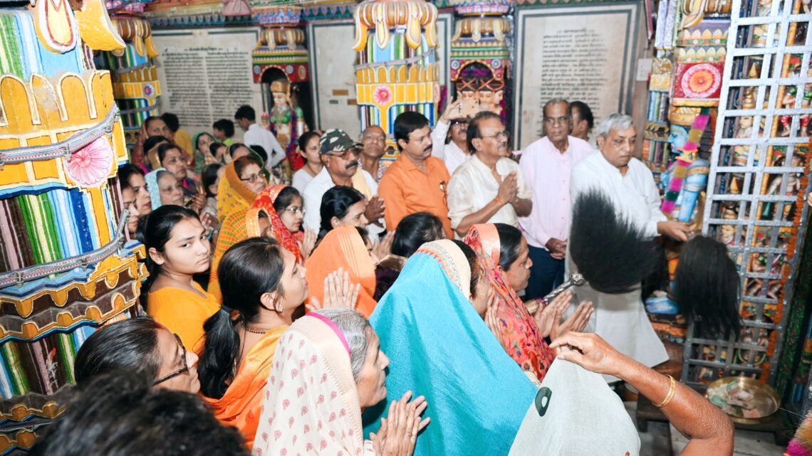 हर्षोल्लास और धूमधाम से मनाई गई भगवान रामचंद्र जी की छट्ठी, हजारों की संख्या में भक्तों ने भोग प्रसाद प्राप्त किया