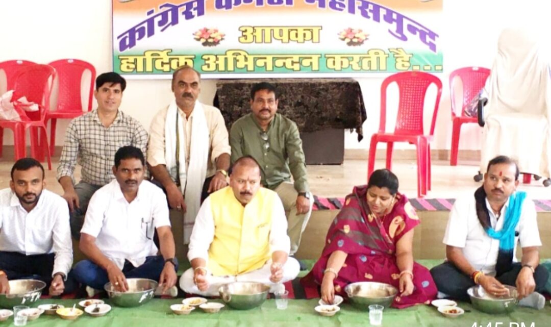 कांग्रेस भवन में श्रमिकों का सम्मान एवं बोरे बासी खाने का आयोजन किया…