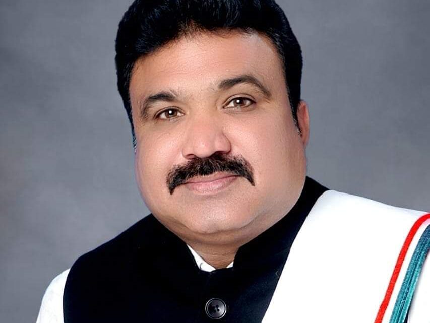 स्वामी आत्मानंद विद्यालय में संविदा भर्ती नियमों को शिथिल करने संसदीय सचिव द्वारिकाधीश यादव ने कलेक्टर को लिखा पत्र…