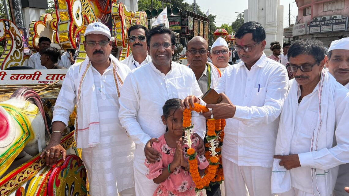 जिला सहकारी बैंक के अध्यक्ष पंकज शर्मा कबीर जयंती के विभिन्न कार्यक्रमों में हुए शामिल