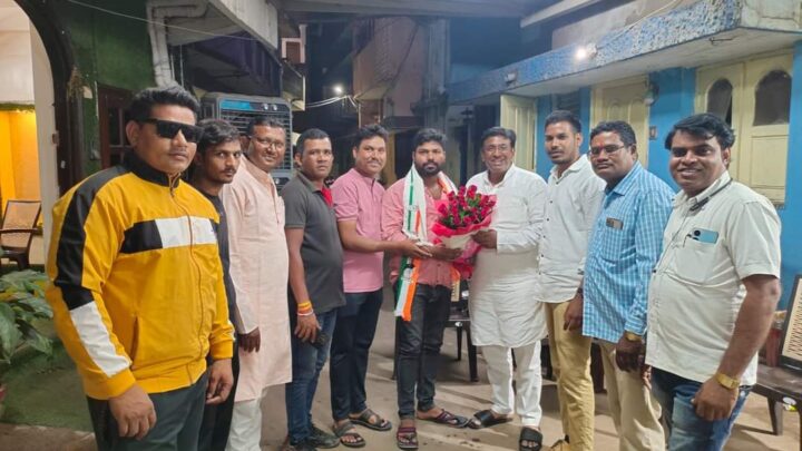 ग्रामीण विधानसभा के सैकड़ों कार्यकर्ता ने किया कांग्रेस प्रवेश राज्य सरकार की योजनाओं और विधायक की कार्यशैली से है प्रभावित