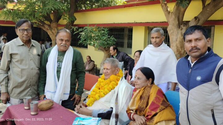 विद्यार्थियों को अपने छात्र जीवन का उद्देश्य पता होना जरूरी :-  आचार्य राजन महाराज