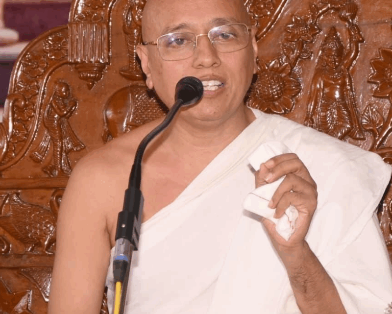 अहंकार मिटाना है तो दूसरों को श्रेय दें : मनीष सागरजी,,,,लक्ष्य को पाने मन हो मजबूत और परिस्थितियों से घबराना नहीं