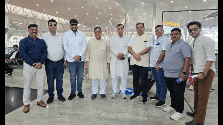 चेम्बर प्रतिनिधि मंडल वित्त मंत्री निर्मला सीतारमण, मंत्री पीयूष गोयल जी से मुलाकात हेतु दिल्ली रवाना