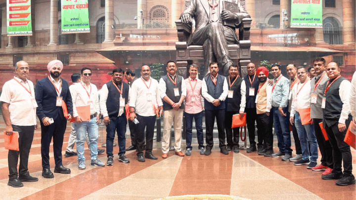 एक राष्ट्र,एक चुनाव एवं स्वदेशी अभियान पर छत्तीसगढ़ के व्यापारियों ने किया समर्थन,अमर पारवानी के नेतृत्व में छत्तीसगढ़ के विभिन जिलो से व्यापारी प्रतिनिधि मंडल ने दिल्ली सम्मेलन में दर्ज कराई उपस्थिति