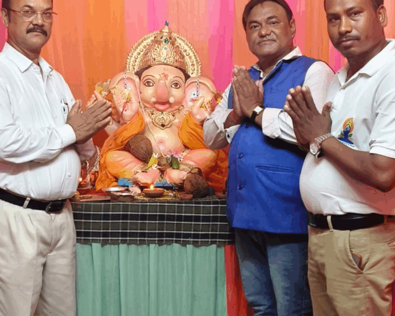 नया रायपुर इंद्रावती भवन, बस स्टॉप में भगवान श्री गणेश स्थापना