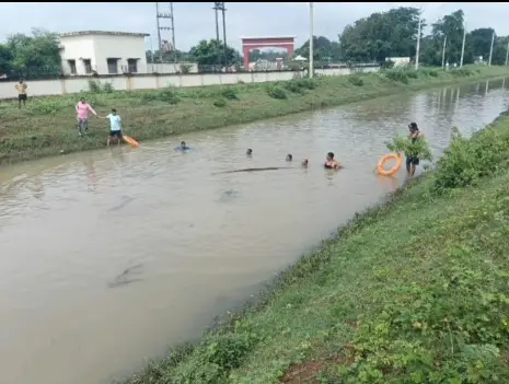 सात वर्षीय अर्पित का शव नहर से बरामद..तीज त्यौहार का खुशियां बदली मातम में…