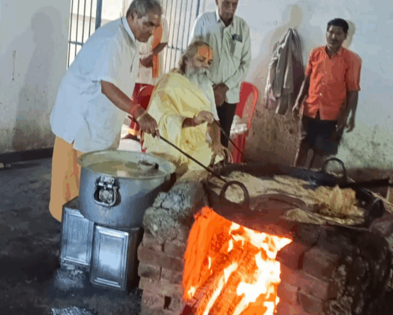 जैतूसाव मठ पुरानी बस्ती रायपुर में कृष्ण जन्माष्टमी की तैयारियां