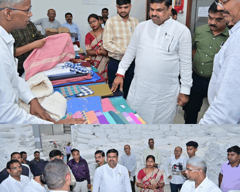 ग्रामोद्योग मंत्री गजेन्द्र यादव ने किया हाथकरघा बुनकर संघ के गोदाम का अवलोकन