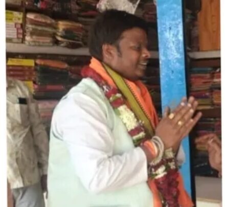 नगर का कीचड़ साफ करने निकले पंचायत अध्यक्ष दलदल में फंसे… नपा अध्यक्ष निखिलकांत साहू ने निष्पक्ष जांच और रिहाई के लिए एसपी को ज्ञापन सौंपा….