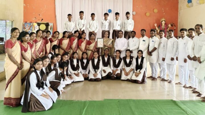 शिक्षक दिवस का आयोजन हुआ…