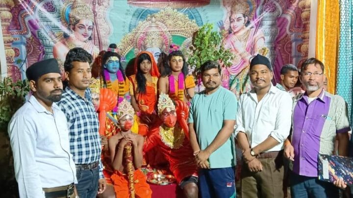 श्री रामलीला मंडली ग्राम बी.के.बाहरा क़े नन्हें-मुन्हें बाल कलाकारों को सम्मानित किया गया…