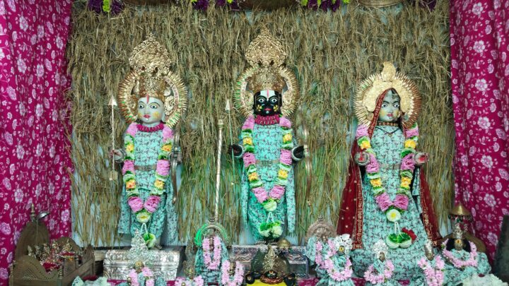 धान‌ केबालियो से सजा जैतू साव मठ का गर्भ गृह