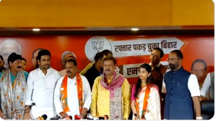 चुनावी हलचल – प्रसिद्ध लोकगायिका मैथिली ठाकुर भाजपा में शामिल… बिहार में इस सीट से लड़ सकती हैं चुनाव….