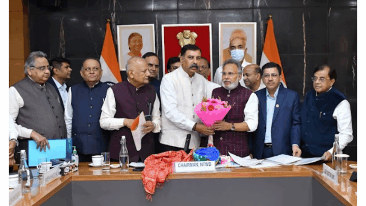 राष्ट्रीय व्यापारी कल्याण बोर्ड की 7वीं बैठक में शामिल हुए अमर पारवानी,  विकसित भारत – विकसित व्यापार के संकल्प के साथ संपन्न हुई बैठक