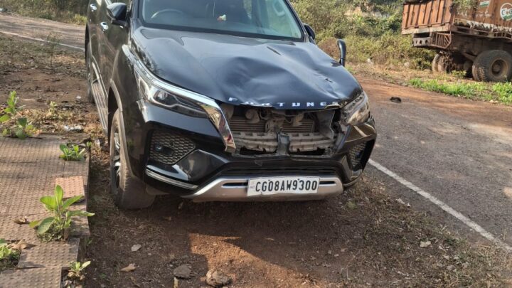 अमलेश्वर रोड में फॉर्च्यूनर कार ने साईकिल सवार बच्चों को रौंदा, एक की मौत