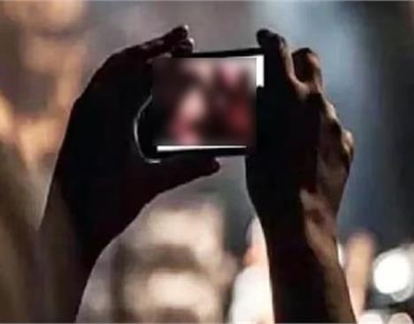 शासकीय कार्य के एवज में पैसे की मांग करते वीडियो वायरल, पटवारी निलंबित