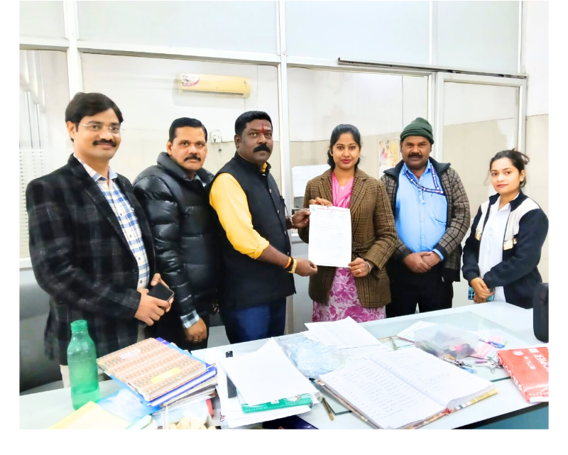 छाया वर्मा छत्तीसगढ़ स्वा अधिकारी कर्मचारी संघ की नर्सिंग आफिसर मोर्चा (एन एच एम )कि प्रदेश महामंत्री बनी