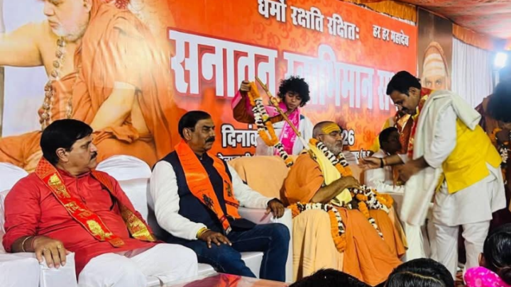 शंकराचार्य के गौ रक्षा आंदोलन से भयभीत है यूपी सरकार: दांडी स्वामी इंदुभवनंद