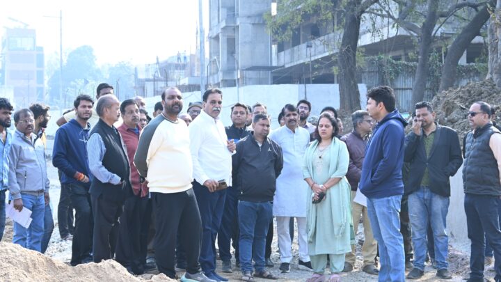 ​जनता का पैसा बर्बाद नहीं होने दूंगा–अव्यवस्थित निर्माण कार्य देख भड़के मूणत,अधिकारियों को हटाने के निर्देश