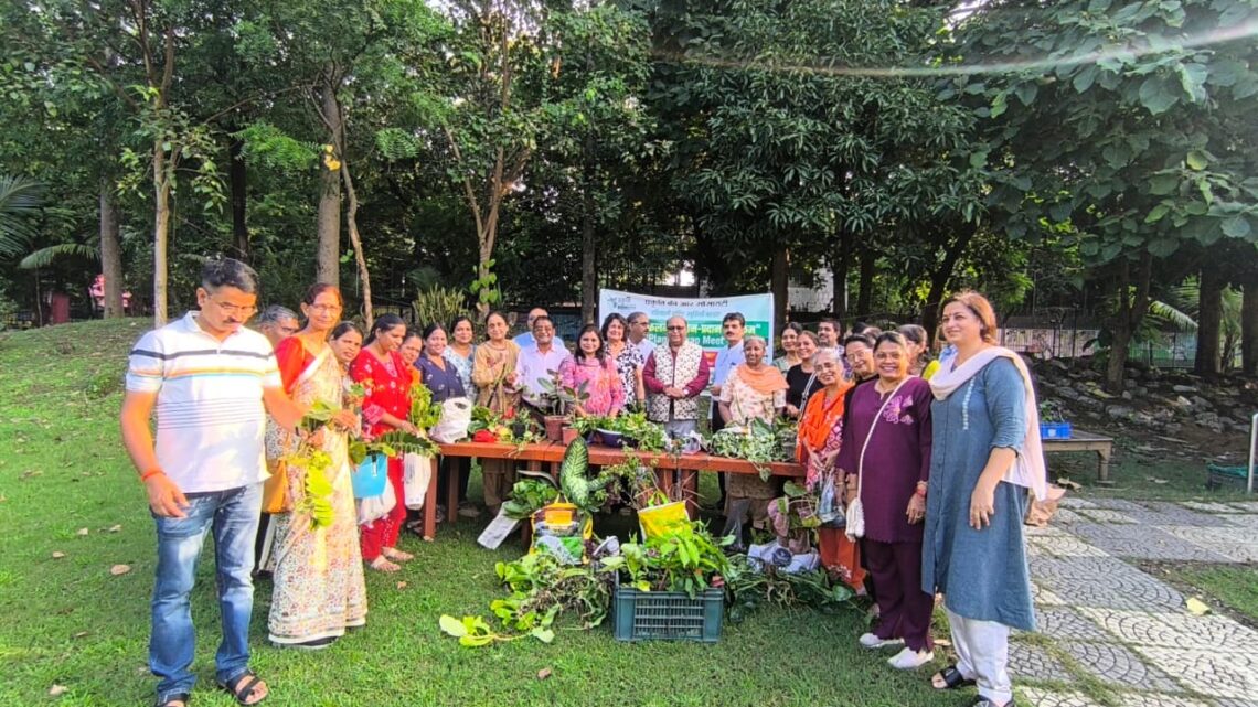 हरियाली बनाने का अनोखा प्रयास-पौधों की कलम अदला बदली”पौधों की कलम आदान-प्रदान -अपने बगीचे को दे नई हरियाली का तोहफा