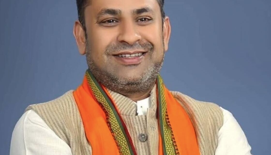 विधेयक का विरोध कर कांग्रेस ने दिया महिला विरोधी होने का प्रमाण : देवेंद्र…..देश की माताएं-बहनें कांग्रेस को देगी करारा जवाब…