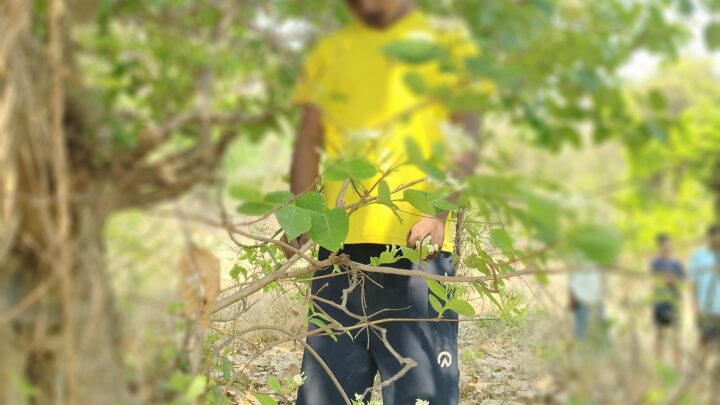 अज्ञात कारणों के चलते युवक ने लगाई फांसी…