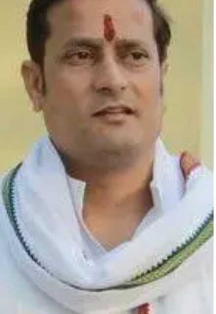 बढ़ती महंगाई में चैन से जीना हुआ दुश्वार और अघोषित बिजली कटौती में चैन से सोना हुआ मुश्किल – विकास उपाध्याय