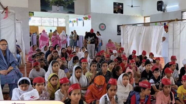 हरे माधव बालकाह ग्रीष्म शिविरम का समापन ‘आनंद मेला’ के साथ, बच्चों ने दिखाई प्रतिभा