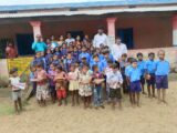 बच्चों को मिठाई खिलाकर मनाया शाला प्रवेशोत्सव … बच्चों को नियमित स्कूल भेजने के लिए प्रेरित करें – एसडीएम नमिता मारकोले