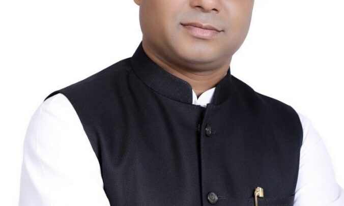 मानिक साहू की मांग पर कलेक्टर ने दिया समाधान का आश्वासन…तुमगांव उप तहसील में नियमित उपस्थित रहेंगे तहसीलदार…