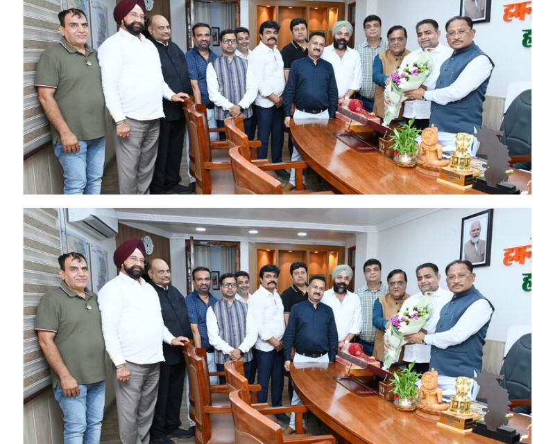व्यापारी हित में चेम्बर की पहल, वर्गफुट शुल्क खत्म करने मुख्यमंत्री को सौंपा ज्ञापन