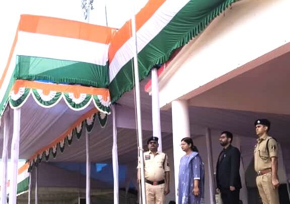 स्वतंत्रता दिवस से पूर्व मिनी स्टेडियम में की गई फुल ड्रेस रिहर्सल..छत्तीसगढ़ी और देशभक्ति से सराबोर होगा सांस्कृतिक कार्यक्रम…