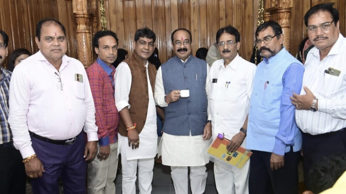 स्वतंत्रता सेनानी उत्तराधिकारी संगठन ने… 146 स्वतंत्रता सेनानियों की स्मृति में स्मारक निर्माण कि मांग पर उपमुख्यमंत्री अरुण साव को ज्ञापन सौंपा….