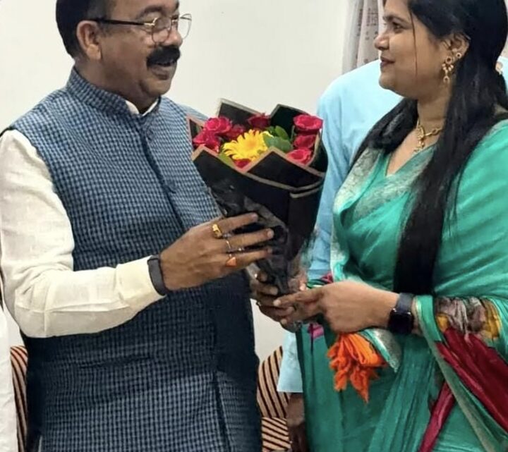 जपं सदस्य निधि लोकेश चंद्राकर ने उपमुख्यमंत्री अरुण साव से ग्रामीण क्षेत्रों में मूलभूत सुविधाओं के लिए 37 लाख रुपये के निर्माण कार्यों के स्वीकृति की मांग …