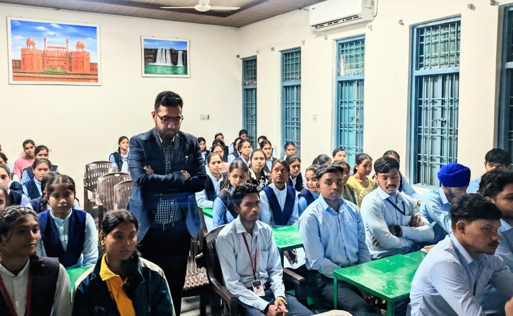 माय भारत के तत्वावधान में बसना महाविद्यालय में हुआ खेलो इंडिया संवाद कार्यक्रम…