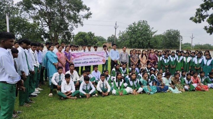 हायर सेकेण्डरी स्कूल सिमगा में शिक्षक दिवस समारोह मनाया गया..शिक्षक के लिए विद्यार्थियों का सर्वांगीण विकास सर्वोपरि – सतीश प्रकाश सिंह