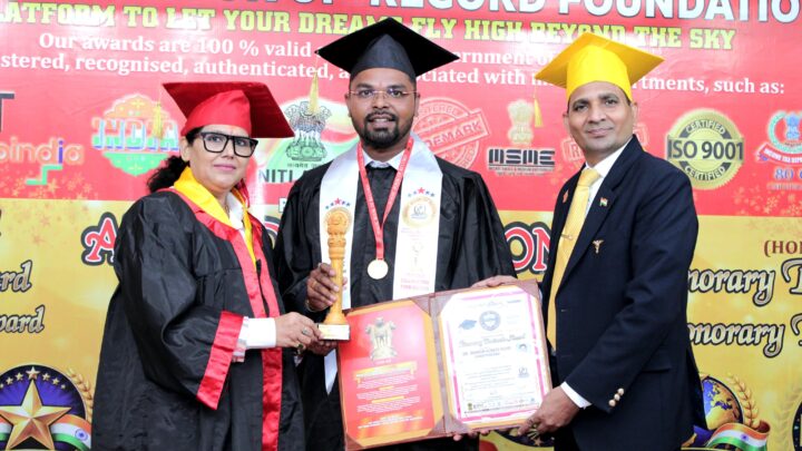 सामाजिक सरोकारों से मानद डॉक्टरेट तक : धमतरी के मनीष कुमार साहू सम्मानित