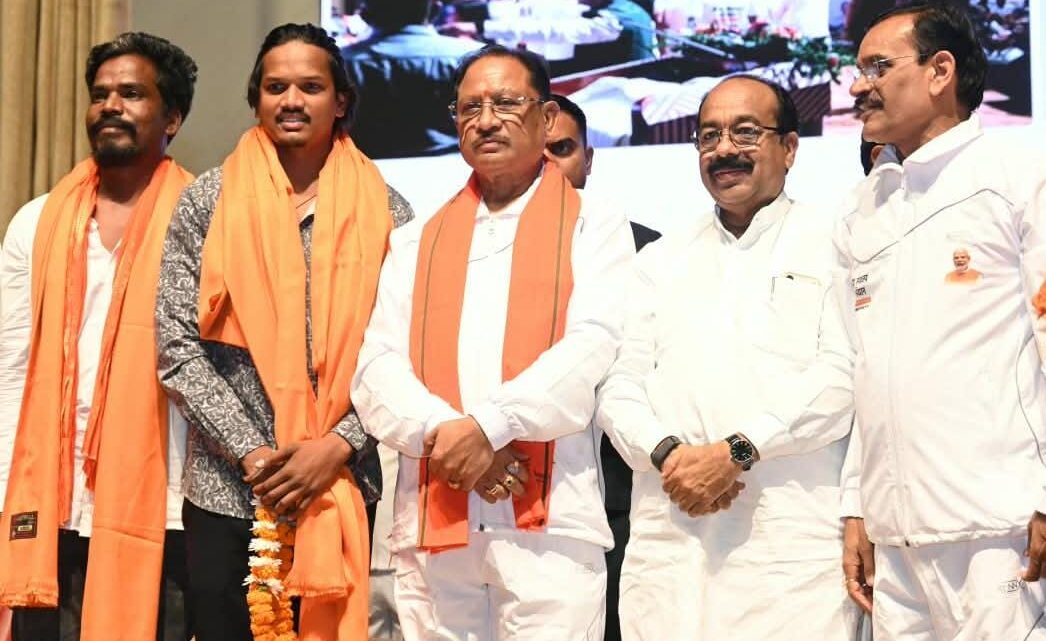 प्रधानमंत्री श्री नरेंद्र मोदी के नेतृत्व में सशक्त और विकसित भारत का हो रहा निर्माण : CM साय