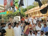 वोट चोर गद्दी छोड़: मुख्य चुनाव आयुक्त के इस्तीफे की मांग को लेकर कांग्रेस ने निकाली मशाल रैली