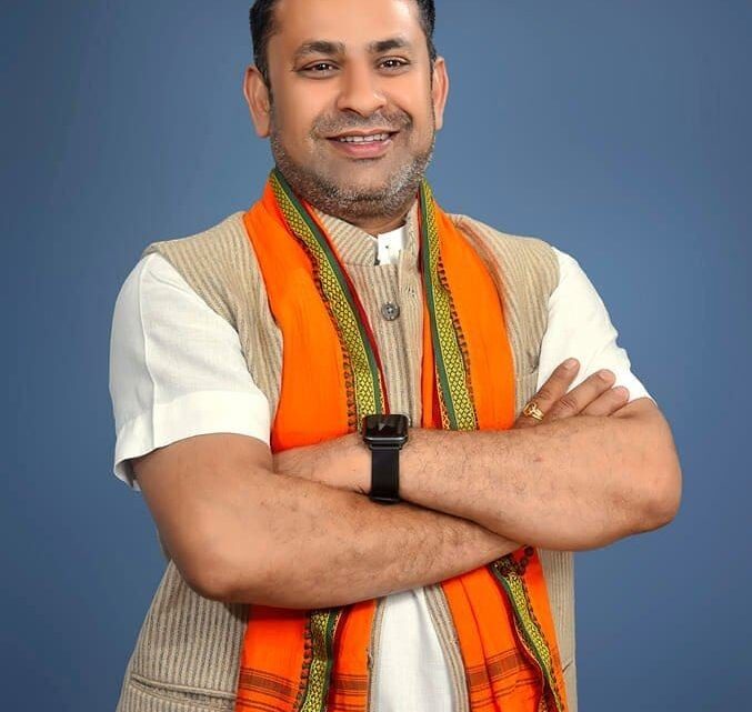 सेवा संकल्प अभियान से आम लोगों को मिल रहा योजनाओं का सीधा लाभ – देवेंद्र चंद्राकर