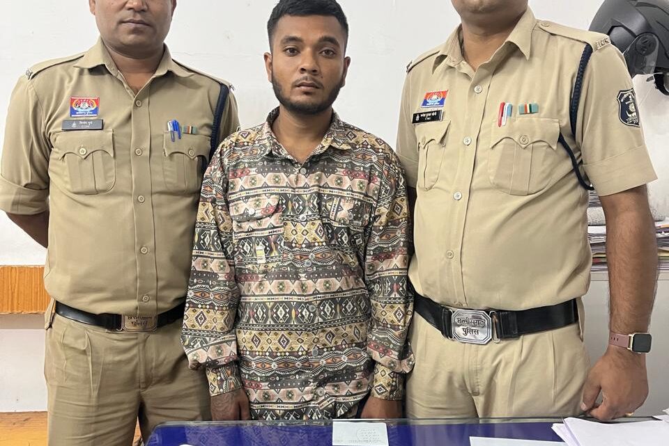 रायपुर में तलवारनुमा चाकू लहराकर दहशत फैलाने वाला आरोपी गिरफ्तार